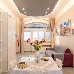  Appartement Giulia's House